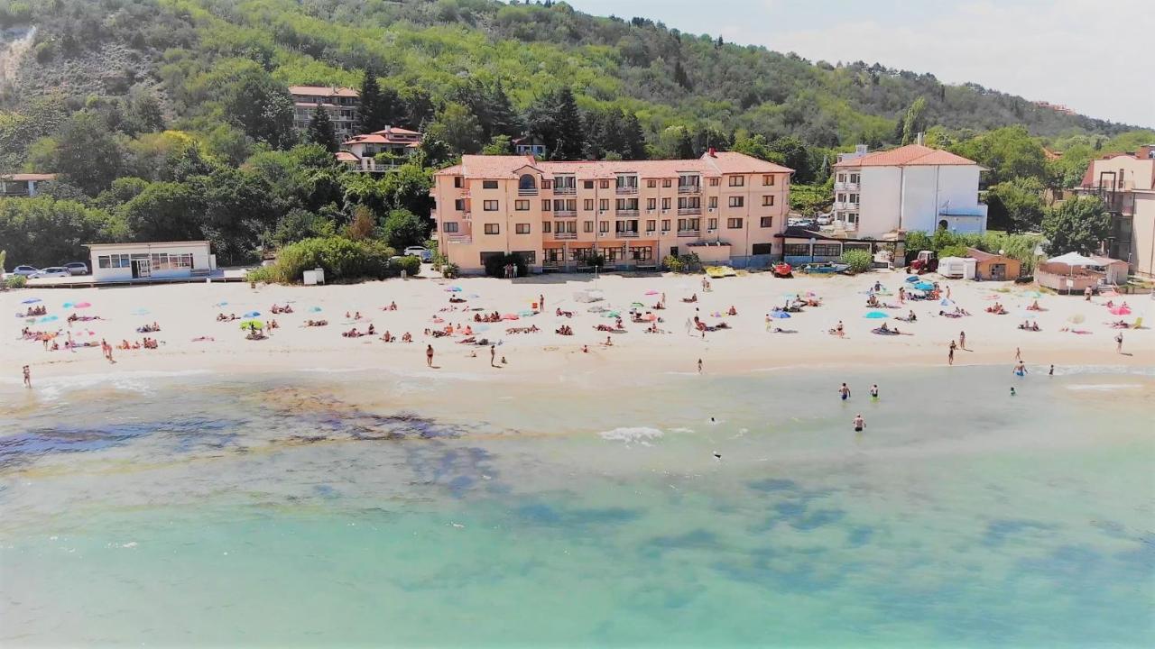 Palma Beach Hotel 克兰内沃 外观 照片