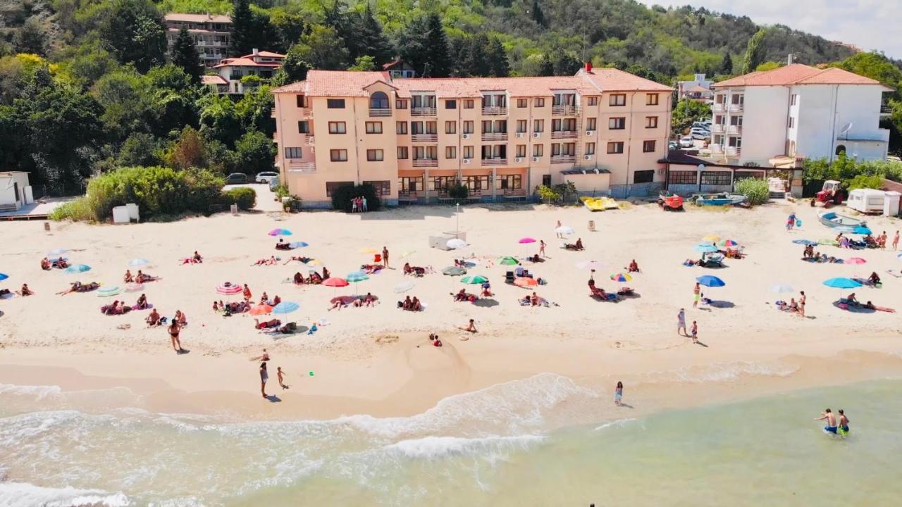 Palma Beach Hotel 克兰内沃 外观 照片