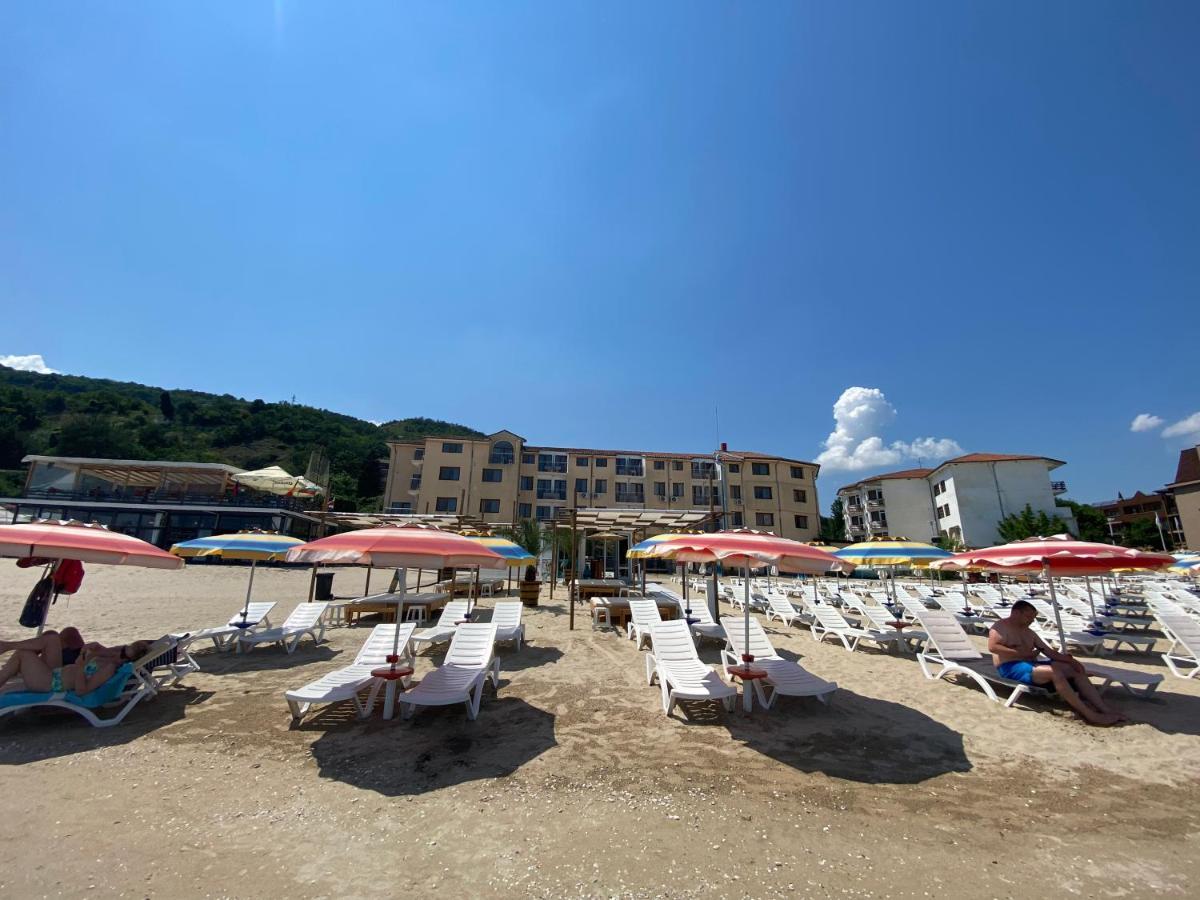 Palma Beach Hotel 克兰内沃 外观 照片