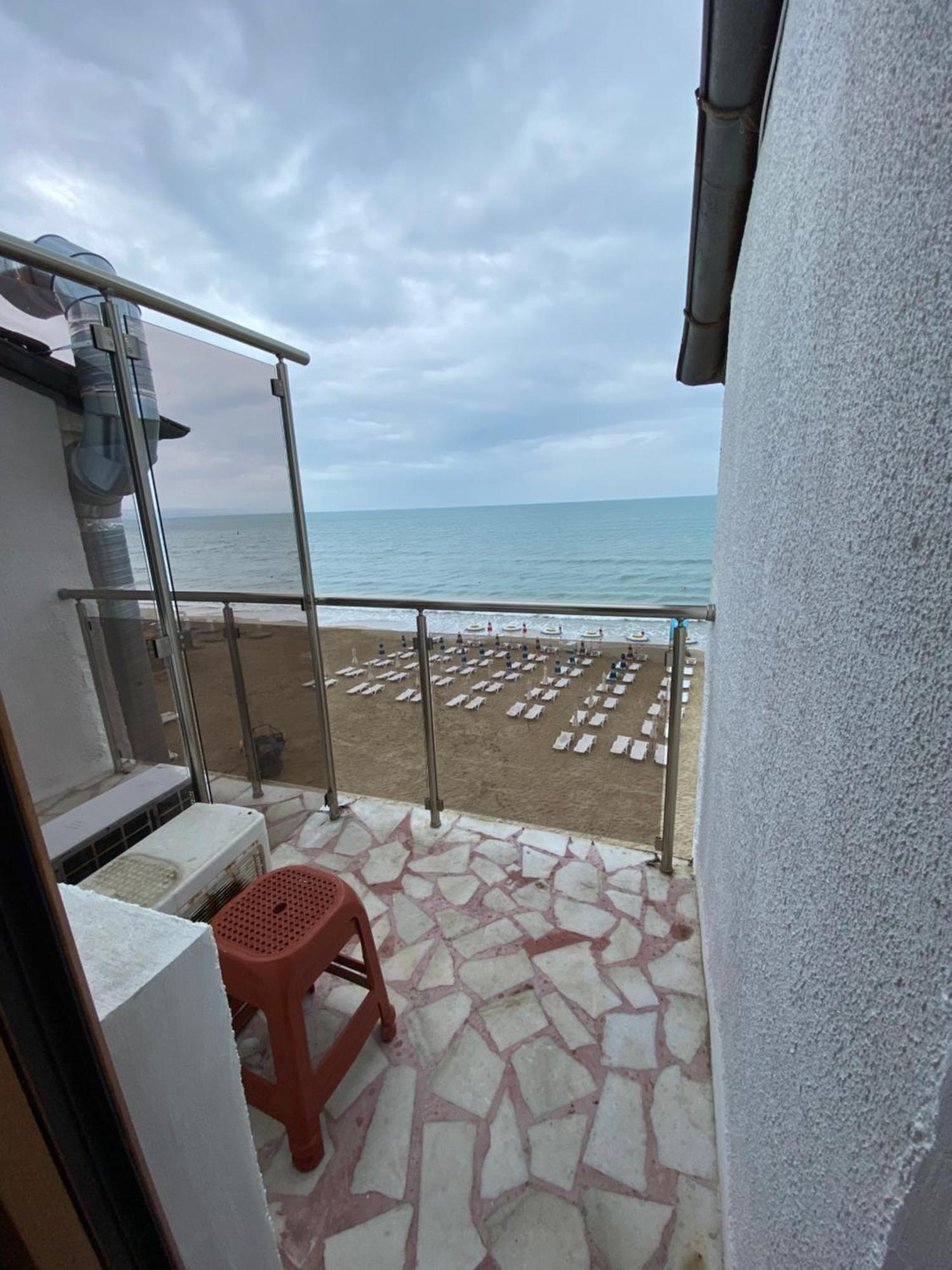 Palma Beach Hotel 克兰内沃 外观 照片